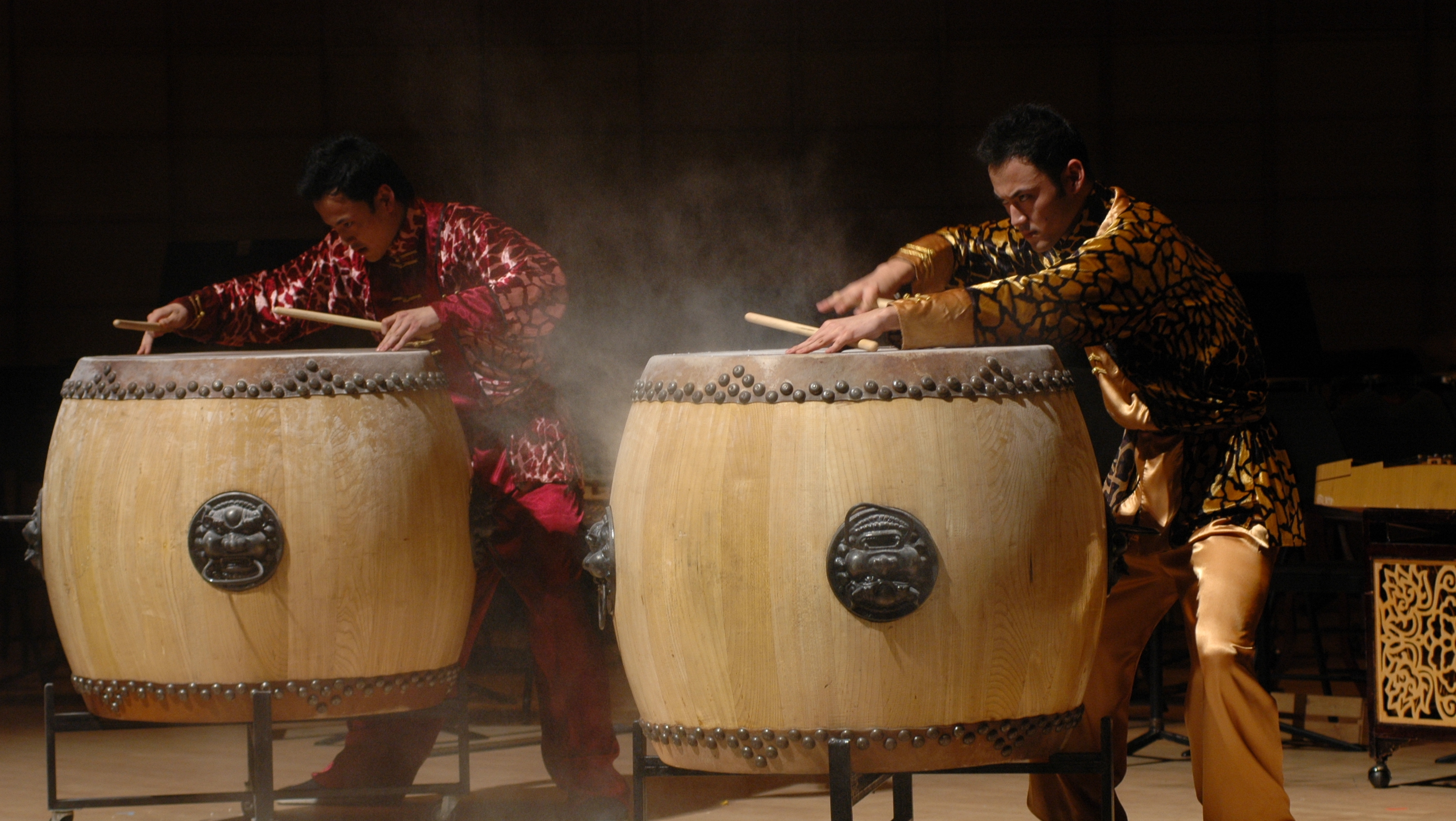 Chao Gao and Yue Gao